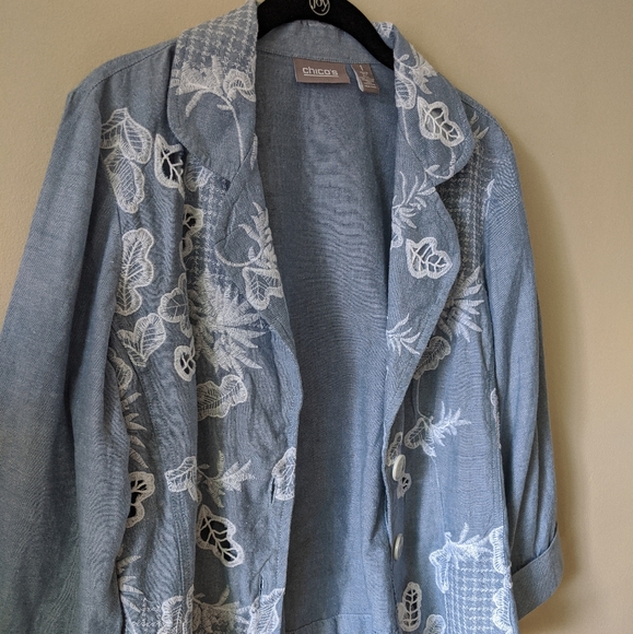 Chico's embroidered chambray Jean light jacket size medium - Picture 6 of 6